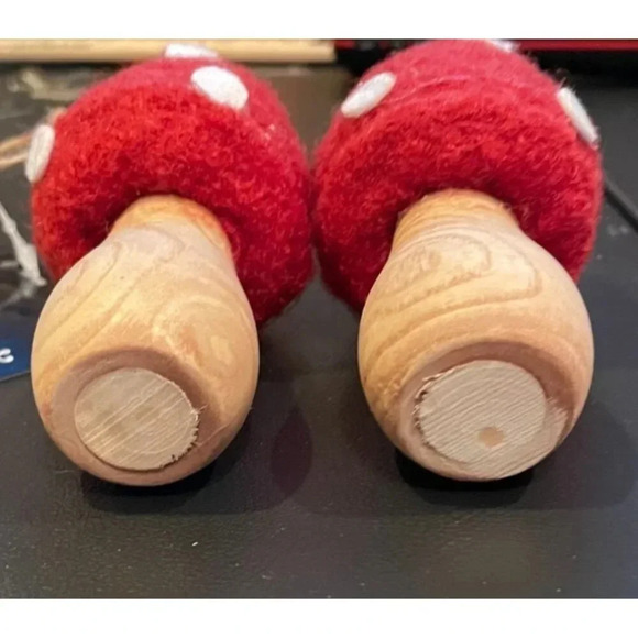 Red White Polka Dot Felt Wood Mushroom Toadstool Ornaments Christmas Set Of 2 #2 - Picture 3 of 5